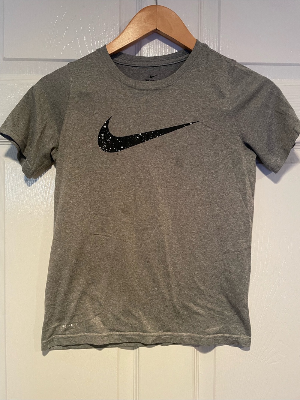 Nike Gray Short Sleeve Tee with Black Speckled Swoosh